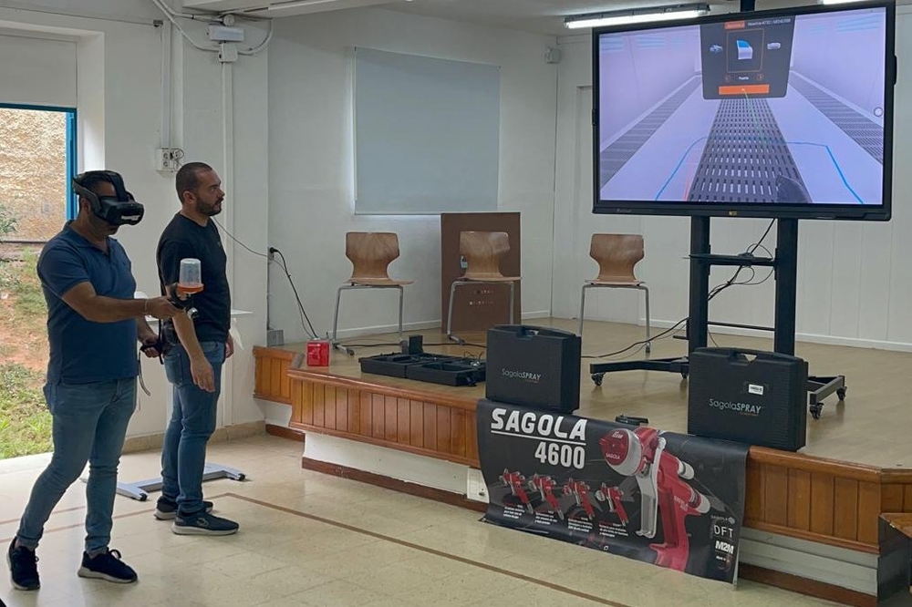 Les cabines de pulvérisation virtuelles SagolaSPRAY™ stimulent la formation professionnelle dans les îles Canaries